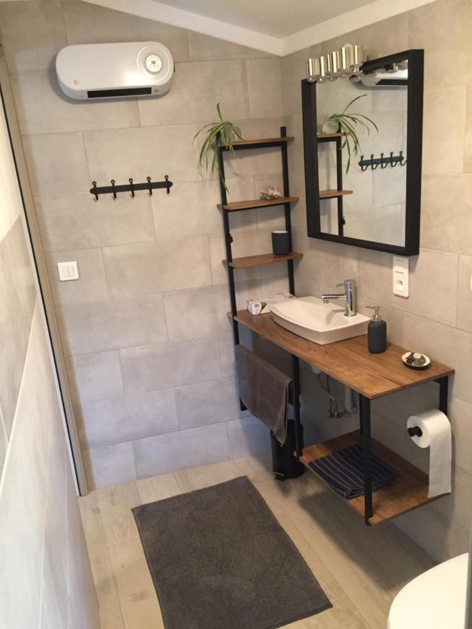 Gite De Gazelle Chambres D'Hote La Vacquerie-et-Saint-Martin-de-Castries Eksteriør bilde